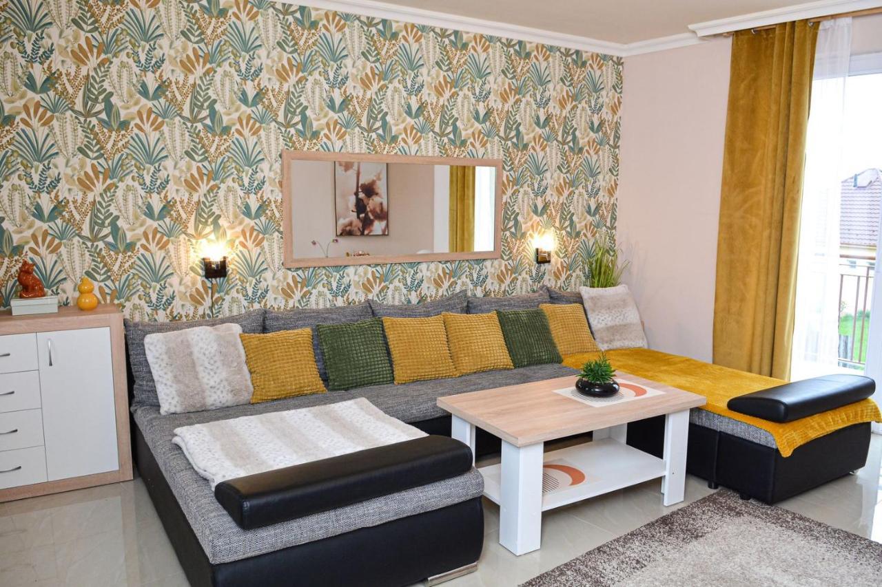 Hajdúszoboszló Unicum Apartman מראה חיצוני תמונה